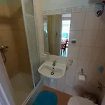 Wynajem Apartamentow I Pokoi. Apartment *