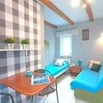 Wynajem Apartamentow I Pokoi.